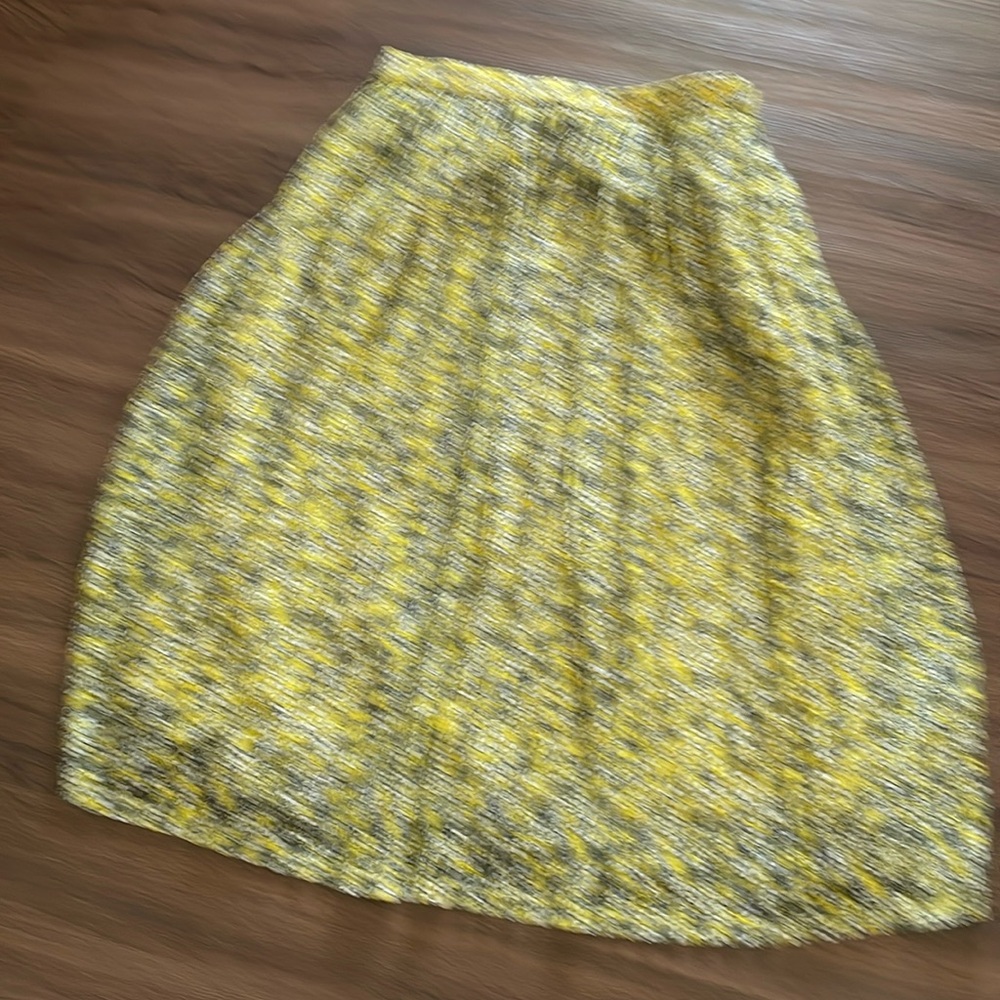 Who what WearWomen Skirt Size 6 NWOT